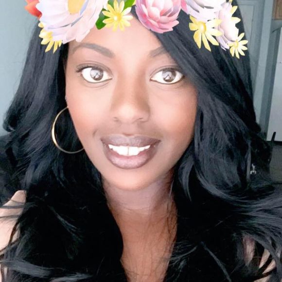 Meet your Posher, Josianne - Picture 1 of 1